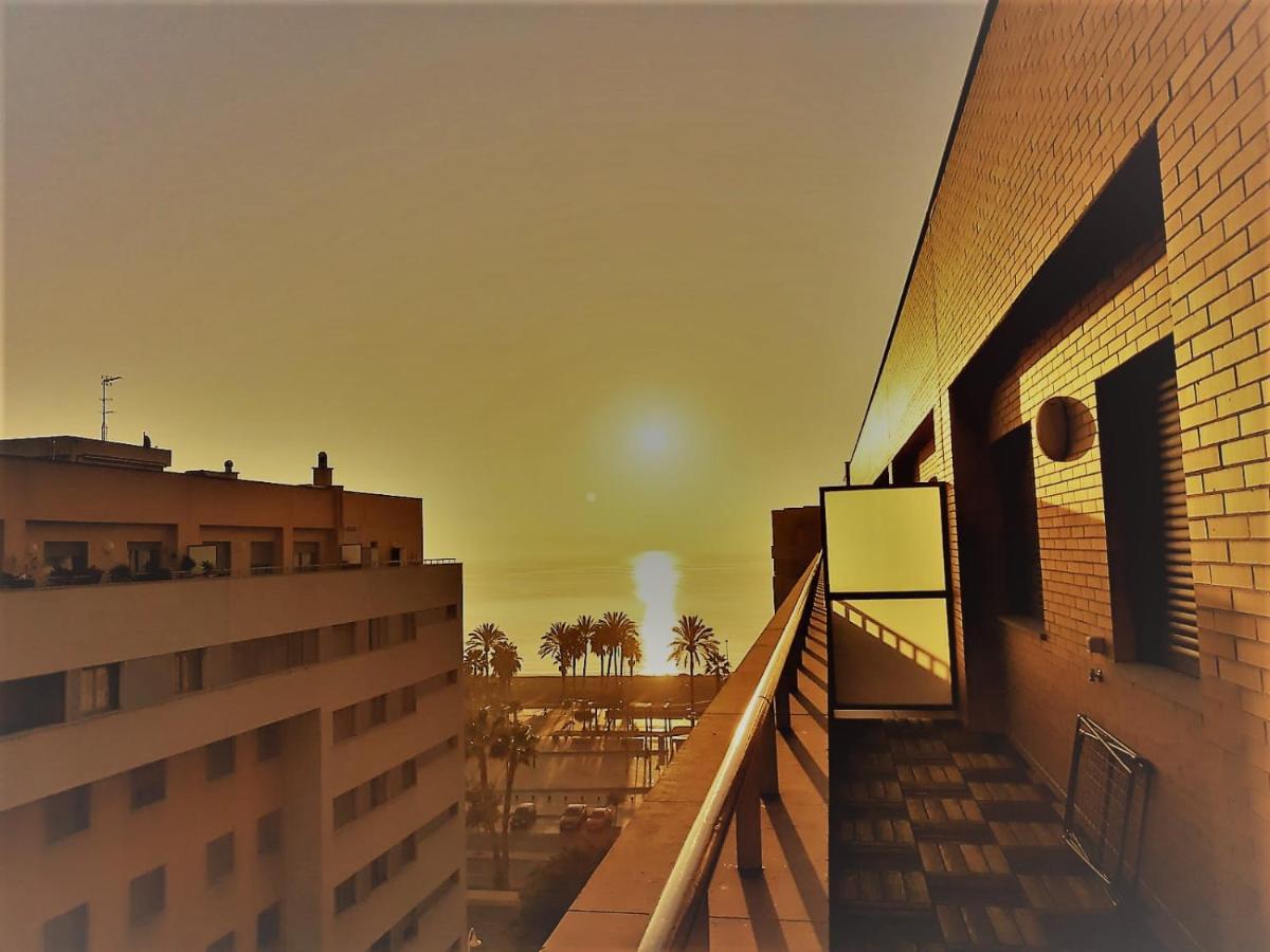 Atico Con Terraza Y Vistas, Parking Gratuito Malaga