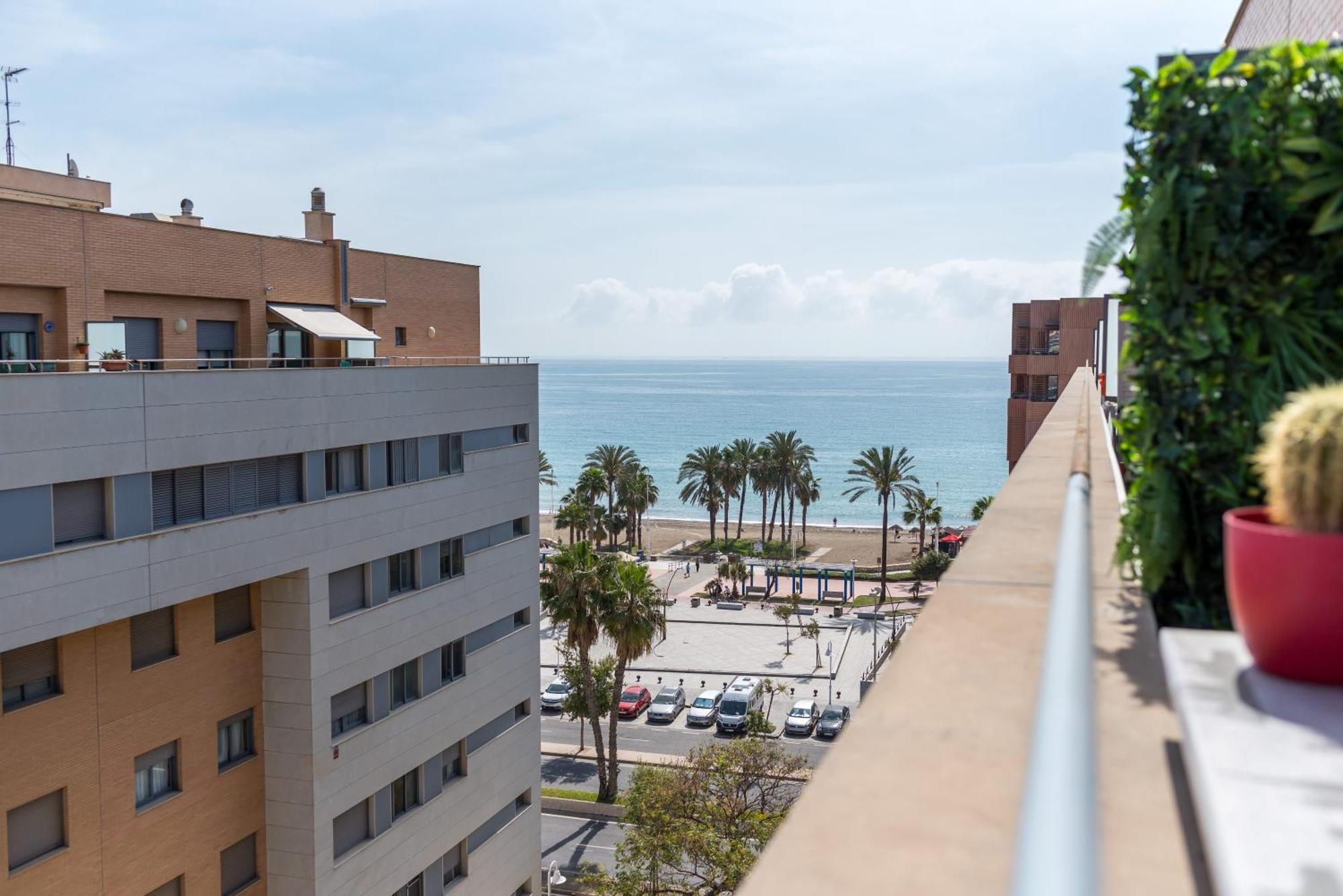 Apartment Atico Con Terraza Y Vistas, Parking Gratuito Malaga