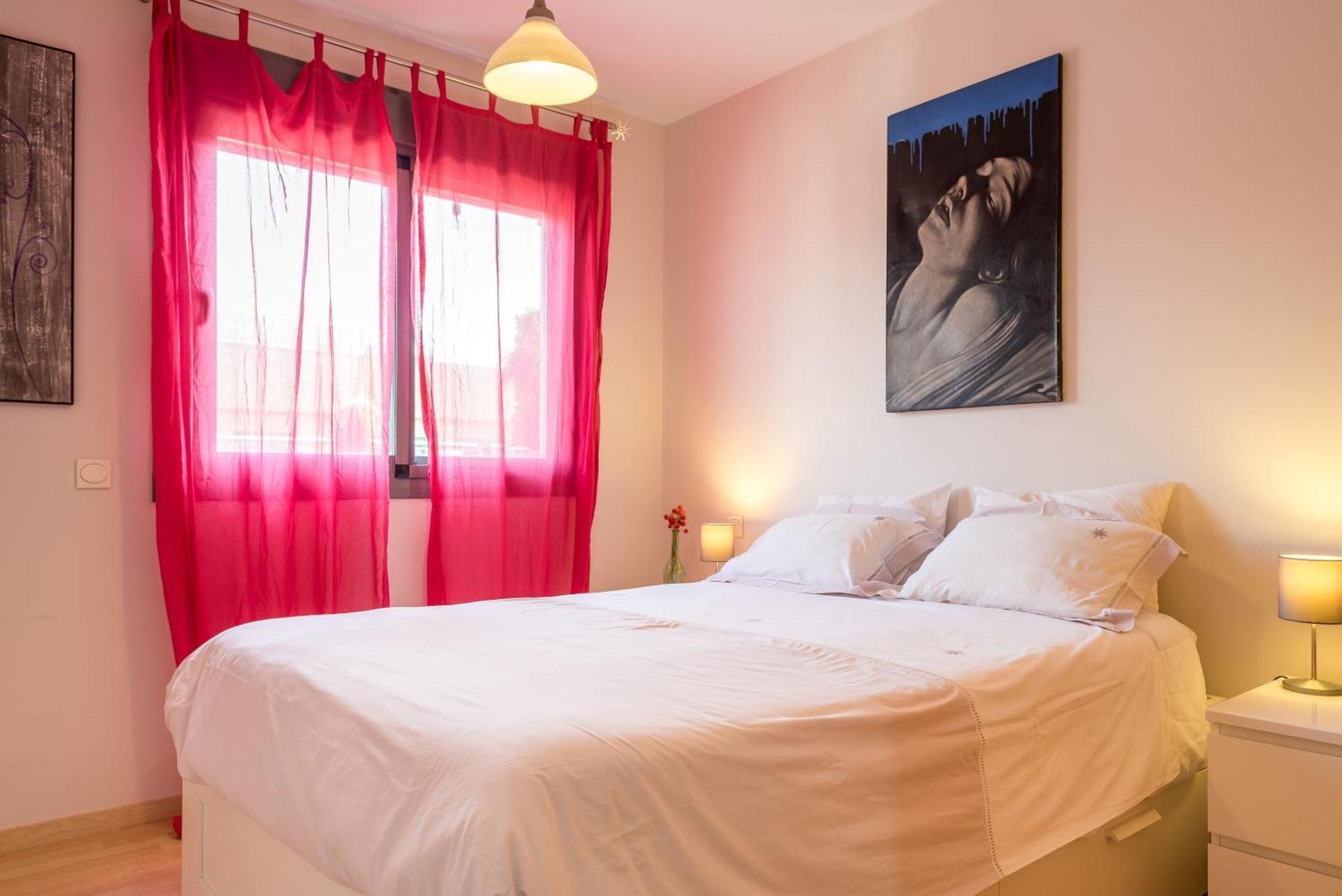 Atico Con Terraza Y Vistas, Parking Gratuito Malaga